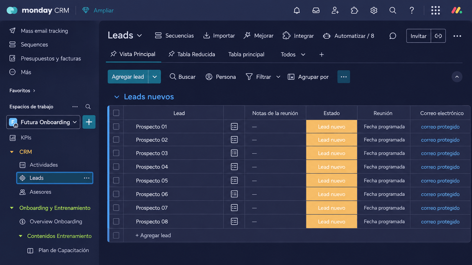 CRM de Futura con prospectos anonimizados, estados y seguimiento de reuniones.